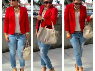 Single Mom Giana Wants To Process Your Visa