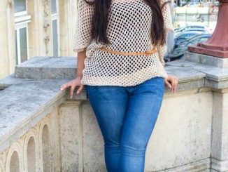 Sugar Mommy Josephina Is Online Now on Facebook Message, Reply Her by Commenting