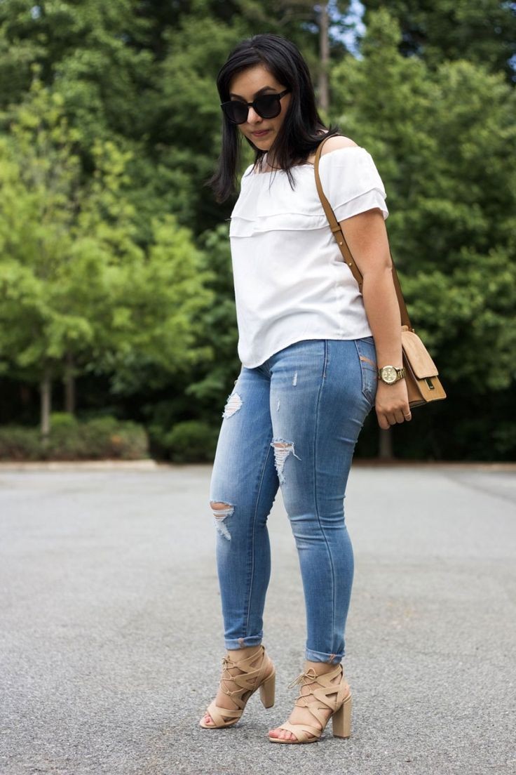 Real Sugar Mummy Phone Numbers this year - Today We are Dropping 10 Phone contacts of Sugar Mummies in Nigeria.. Open post and see Numbers