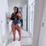 This Your Fresh Sugar Mummy Is Offering You Visa + Job + Accommodation - Accept All HERE