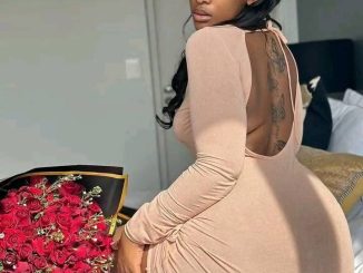 I am Rich And Single, Live In Dubai & I Need a Younger Man in my Life – Chat With Me On WhatsApp, I'm Online