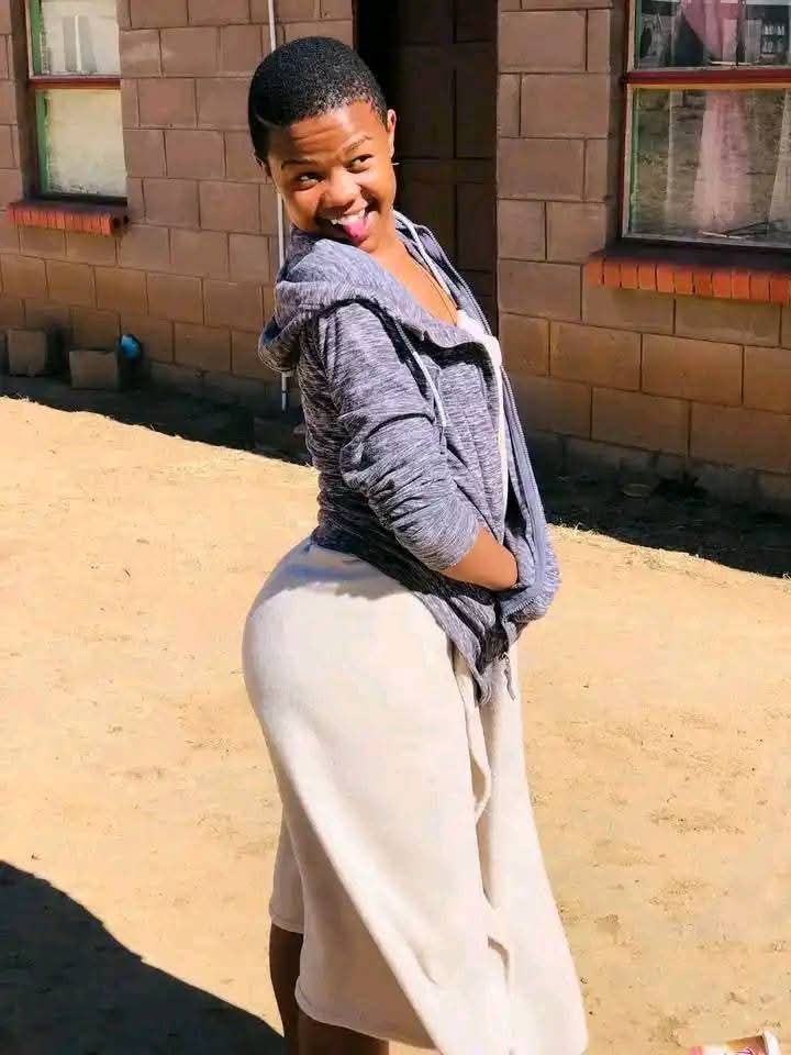 FOR WHATSAPP USER ONLY! Are You On WhatsApp? If Yes, Then This Sugar Mummy Is For You