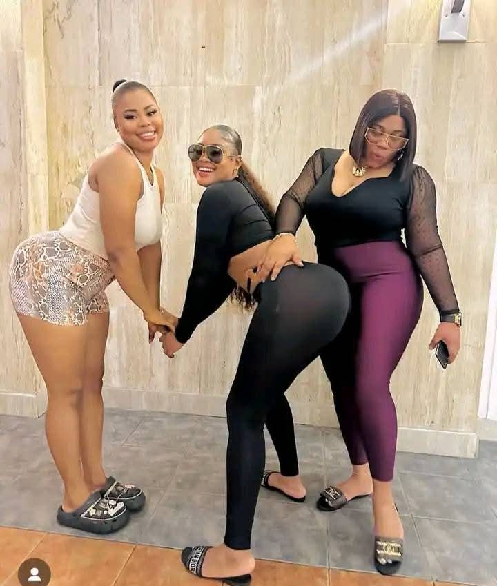 Hookup With This Pretty Sugar Mummy Now - Get Phone Number